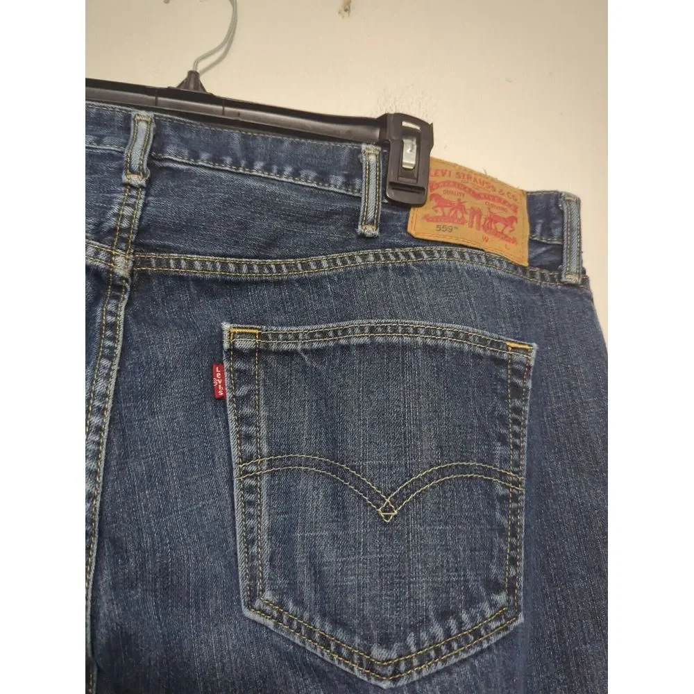 Levi 559 Relaxed Straight Jeans Mens 42x34 Blue Medium‎ Wash Denim 01559-0004